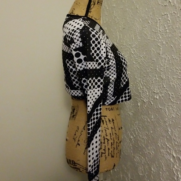 💧Reflex crop top! - Picture 3 of 5